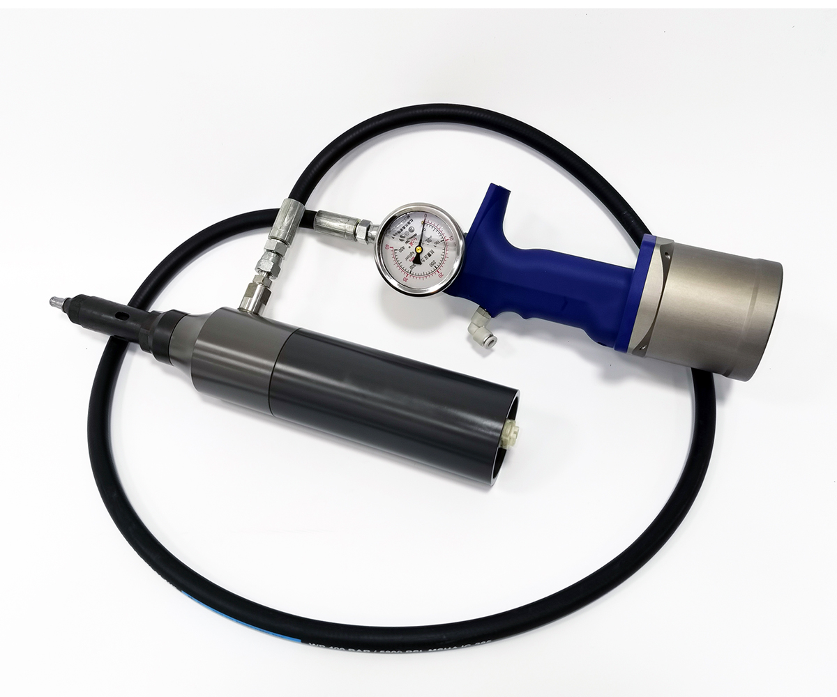 External-mount robotic riveting spindle rivet nut gun head assembly with pressure gauge and nut-feed air hose